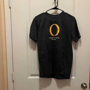 Cirque du Soleil Gray Short Sleeve Tee